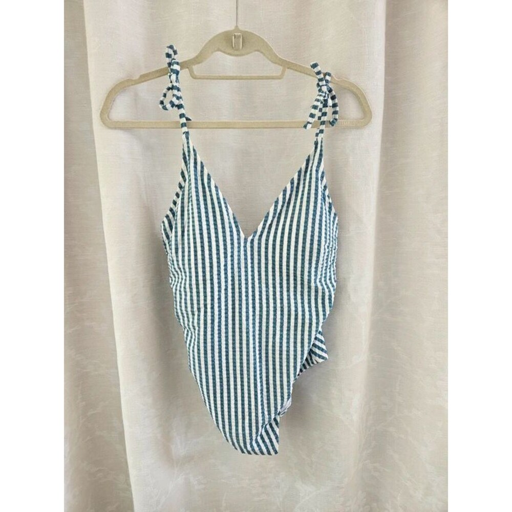 NWT Jessica Simpson Blue/Green Striped Seersucker OnePiece Swimsuit Size L